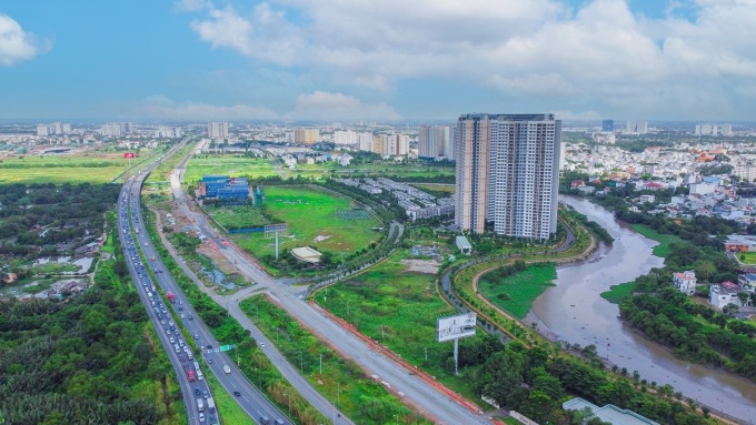 Một góc TP Thủ Đức đoạn đường dẫn cao tốc Long Thành - Dầu Giây.